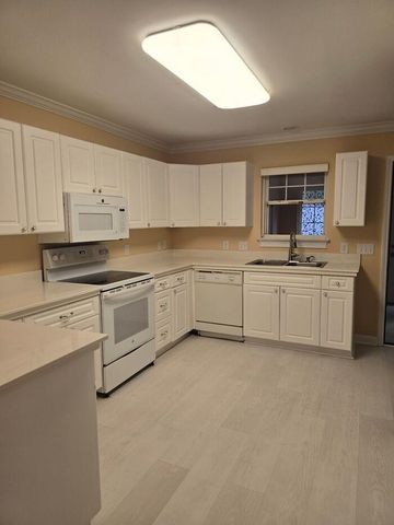 1328 Waterway Dr Apt 1, North Myrtle Beach, SC 29582