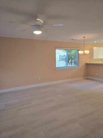 1328 Waterway Dr Apt 1, North Myrtle Beach, SC 29582
