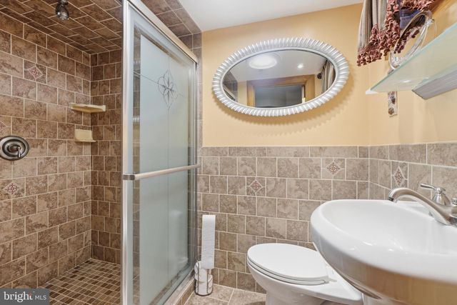 6511 HENWOOD AVE, Pennsauken, NJ 08109