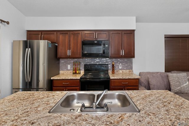 4431 S Buckthorn Dr, Yuma, AZ 85367