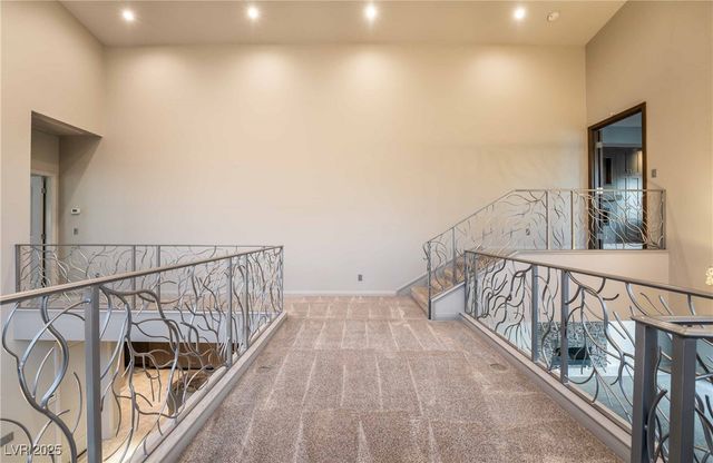 980 Vegas Valley Drive, Las Vegas, NV 89109