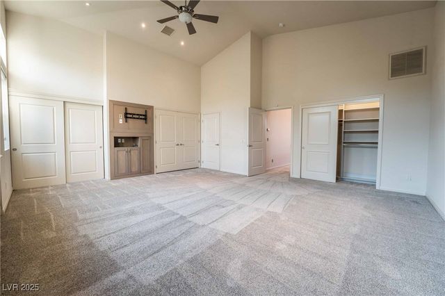 980 Vegas Valley Drive, Las Vegas, NV 89109