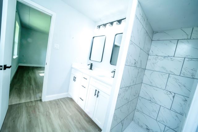 1432 Barron Lane, Fort Worth, TX 76112