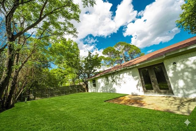 1432 Barron Lane, Fort Worth, TX 76112