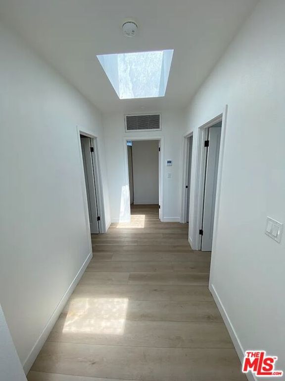 Image 13 of property listing at 5545 Spokane Street, Los Angeles, CA 90016
