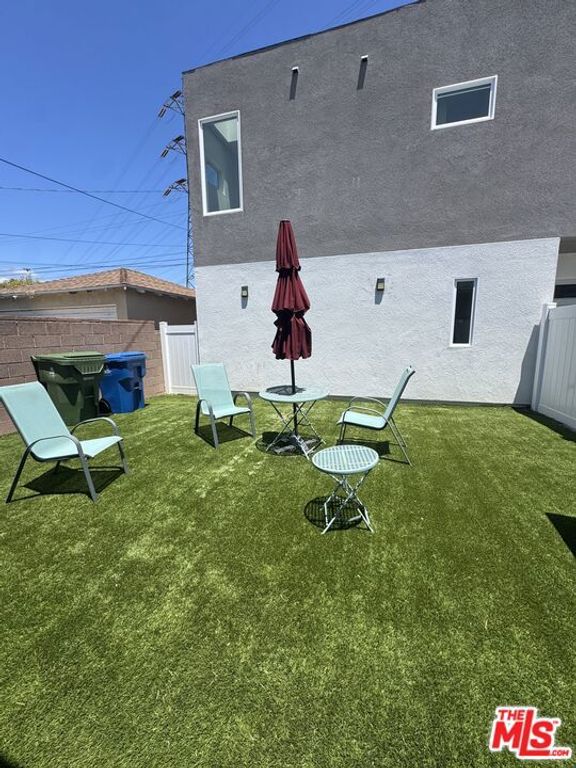 Image 9 of property listing at 5545 Spokane Street, Los Angeles, CA 90016