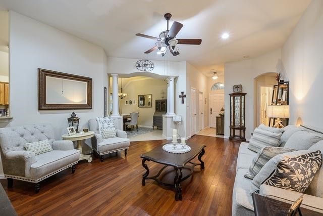 4507 Ridgeway Drive, Mansfield, TX 76063
