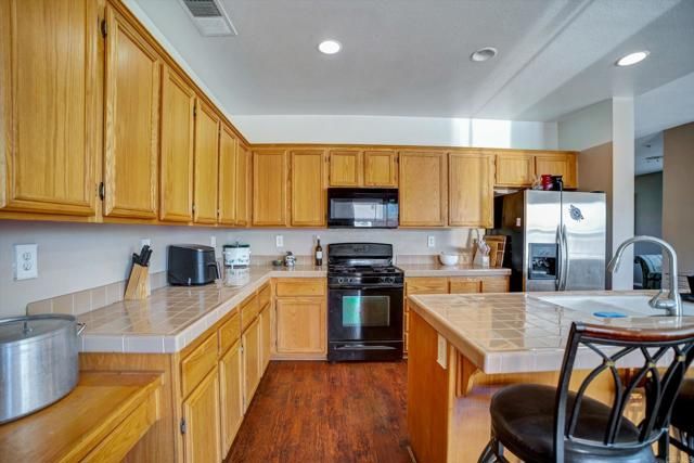 33347 Breighton Wood St, Menifee, CA 92584