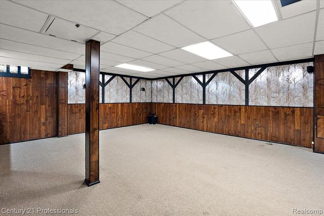 633 Foxhall Road, Bloomfield Hills, MI 48304