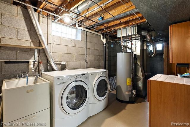633 Foxhall Road, Bloomfield Hills, MI 48304