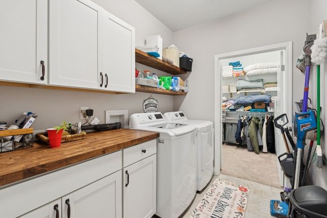 173 Monarchos Dr, Gallatin, TN 37066