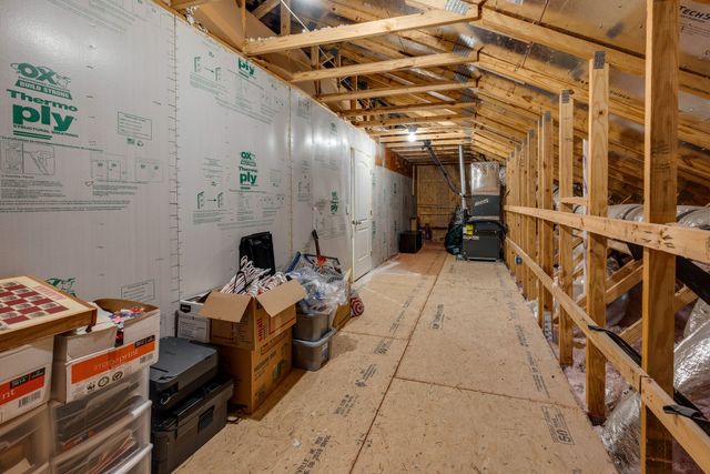 173 Monarchos Dr, Gallatin, TN 37066