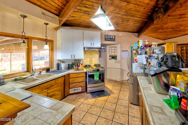 201 Papago Boulevard, Winslow, AZ 86047