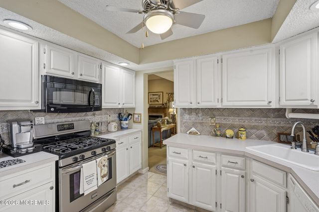 124 Magee Court, East Brunswick, NJ 08816