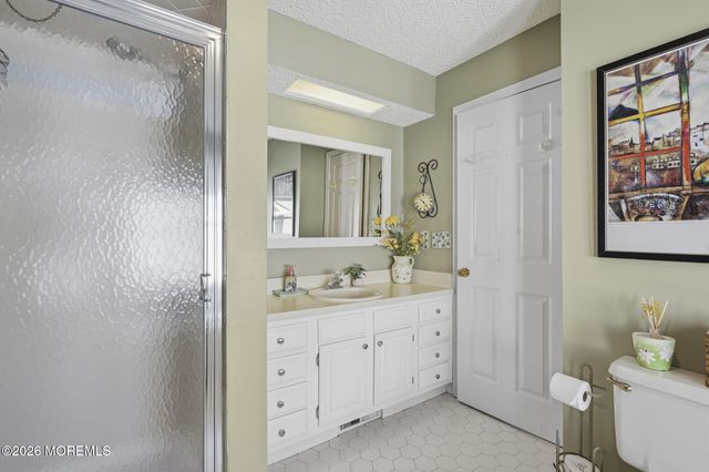 124 Magee Court, East Brunswick, NJ 08816