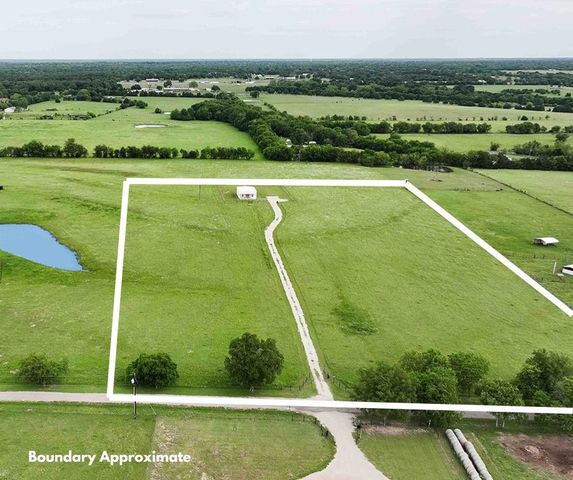4260 County Road 3108, Campbell, TX 75422