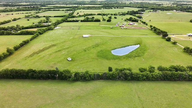 4260 County Road 3108, Campbell, TX 75422