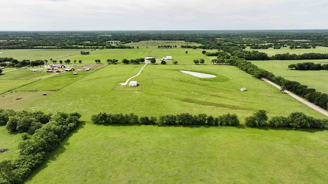 4260 County Road 3108, Campbell, TX 75422