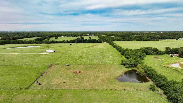 4260 County Road 3108, Campbell, TX 75422