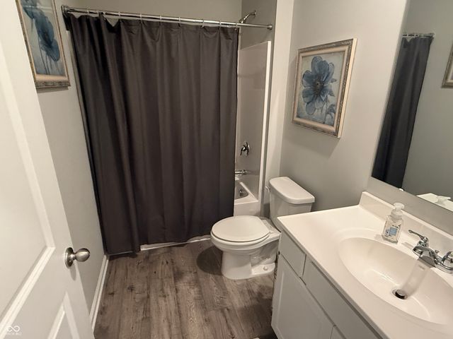 2600 Redding Drive, Whitestown, IN 46075