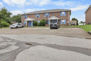 361 Peabody Dr Apt 3, Clarksville, TN 37042