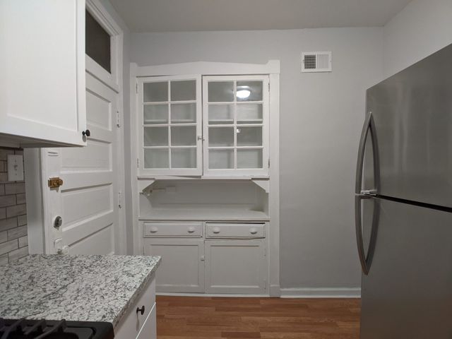 3700 W Wrightwood Avenue 1, Chicago, IL 60647