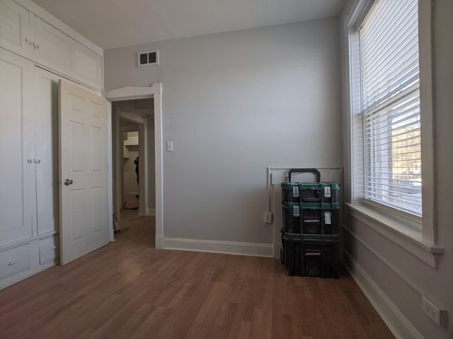 3700 W Wrightwood Avenue 1, Chicago, IL 60647