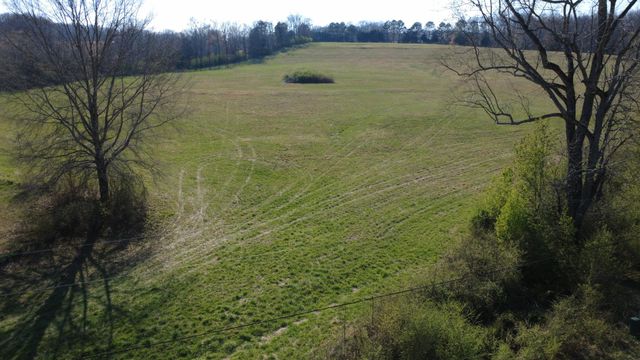 100 Concord Rd, Leoma, TN 38468