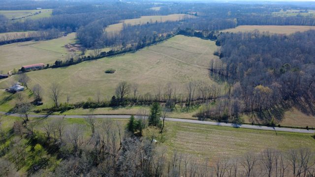 100 Concord Rd, Leoma, TN 38468