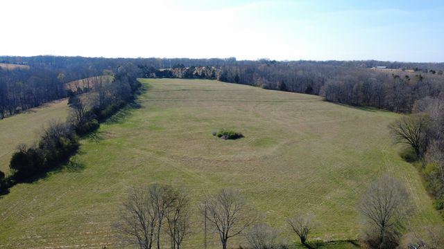 100 Concord Rd, Leoma, TN 38468