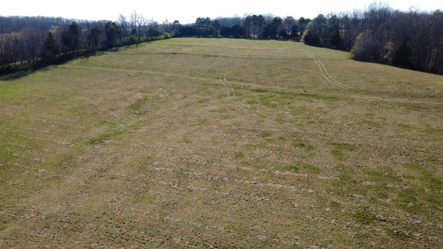 100 Concord Rd, Leoma, TN 38468