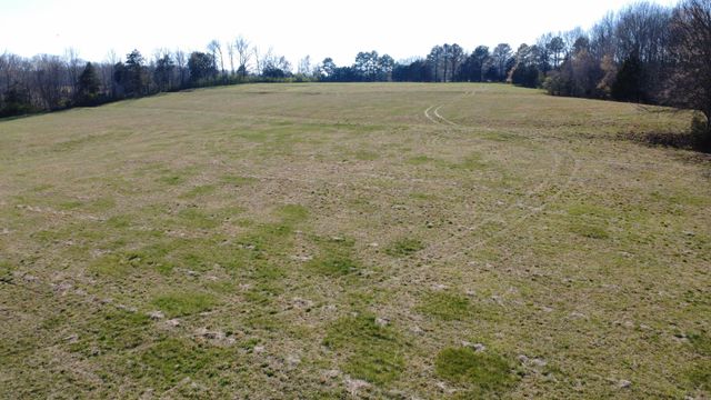 100 Concord Rd, Leoma, TN 38468