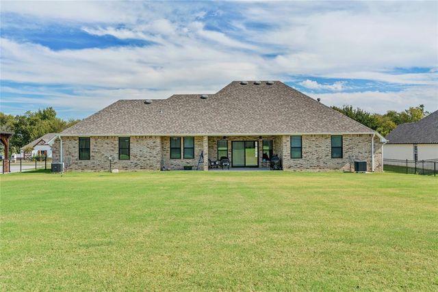 12825 Parkside Drive, Oklahoma City, OK 73173