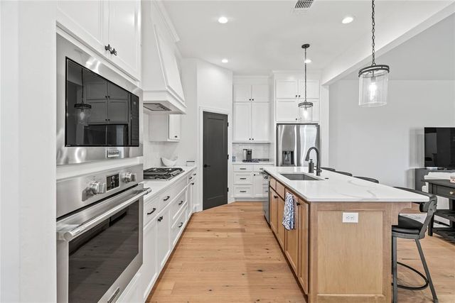 12825 Parkside Drive, Oklahoma City, OK 73173