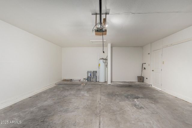 1025 E GREENWAY Drive, Tempe, AZ 85282