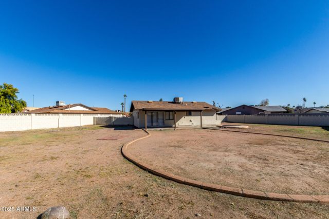 1025 E GREENWAY Drive, Tempe, AZ 85282