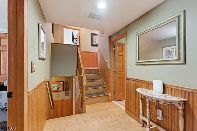 328 Hillside Ave, Livingston Twp., NJ 07039