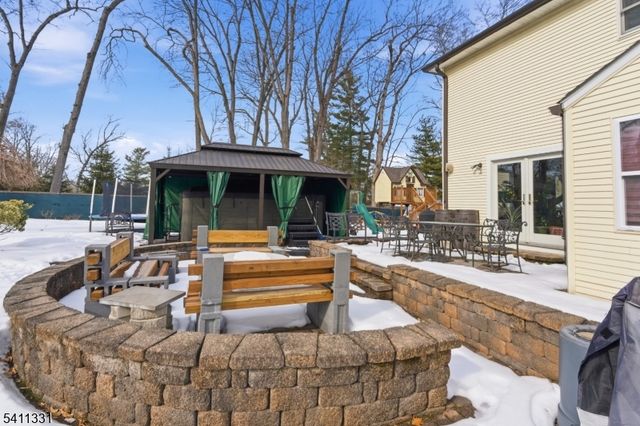 328 Hillside Ave, Livingston Twp., NJ 07039