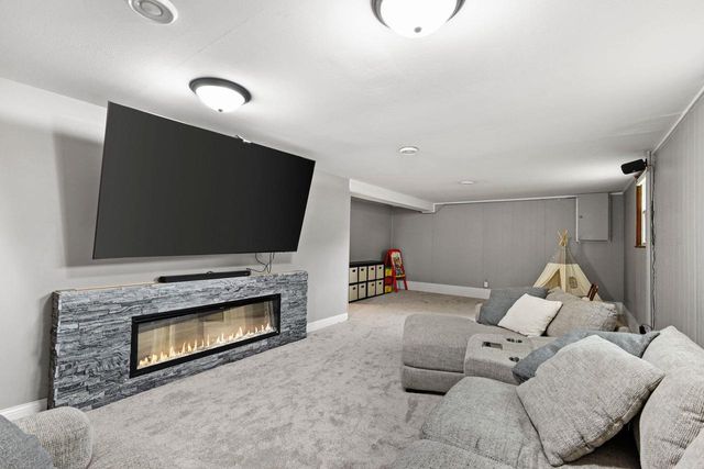 2418 Wesley Avenue, Janesville, WI 53545