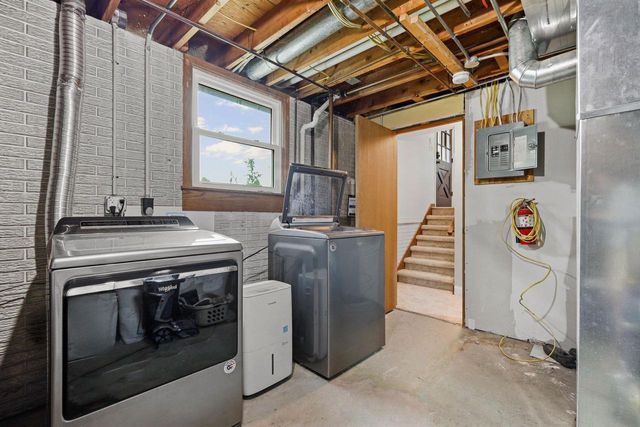 2418 Wesley Avenue, Janesville, WI 53545