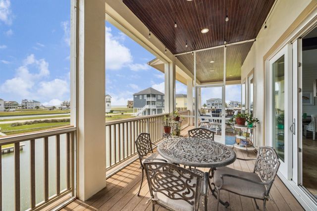 7 Ramrod, Hitchcock, TX 77563