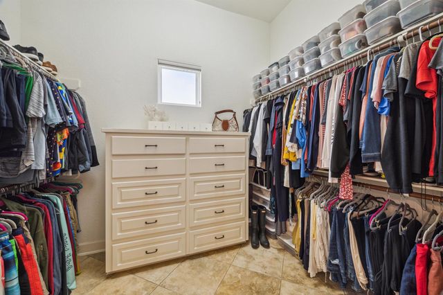 7 Ramrod, Hitchcock, TX 77563