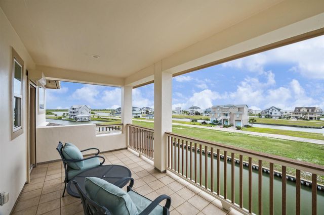 7 Ramrod, Hitchcock, TX 77563