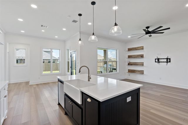 4111 Corvallis Court, Bryan, TX 77802