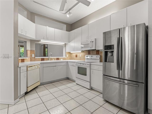 10168 Lombardy Dr, Tamarac, FL 33321