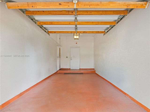 10168 Lombardy Dr, Tamarac, FL 33321