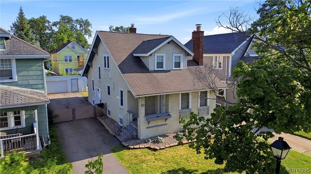51 Delwood Road, Tonawanda, NY 14217
