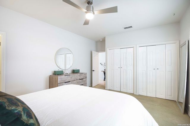 130 Oakwell Farms Parkway, San Antonio, TX 78218