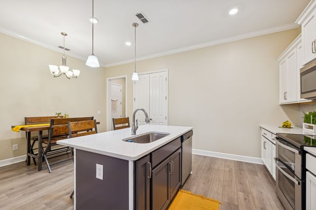 2355 Fairchild Cir Unit 102, Nolensville, TN 37135