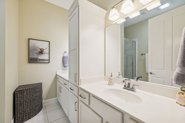 2355 Fairchild Cir Unit 102, Nolensville, TN 37135